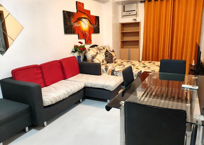 1 Bedroom Condotels Across Terminal 3 Airport Apartamento *
