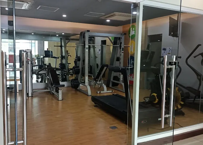 Apartamento 1 Bedroom Condotels Across Terminal 3 Airport *